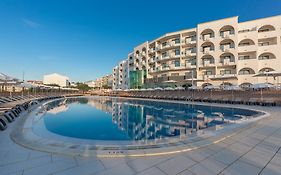 Luna Solaqua Albufeira 4*